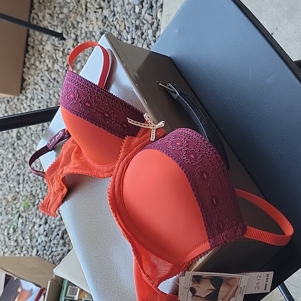 Bra